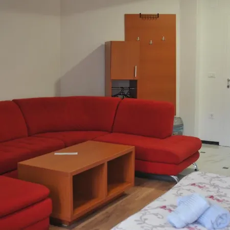 Apartment Welcome&enjoy 1